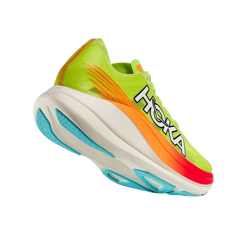 スパイク・シューズ HOKA U ROCKET X2 厚底カーボンシューズ「ROCKET X 2」は“ホカらしさ満載”。フルモデル