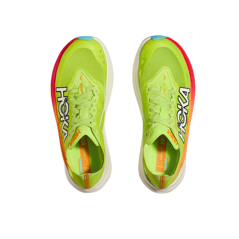 スパイク・シューズ HOKA U ROCKET X2 厚底カーボンシューズ「ROCKET X 2」は“ホカらしさ満載”。フルモデル